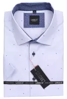 světle modrá košile s tmavými doplňky