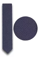 tmavě modrá kravata s pěkným vzorem