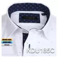 bílá košile s modrými doplňky