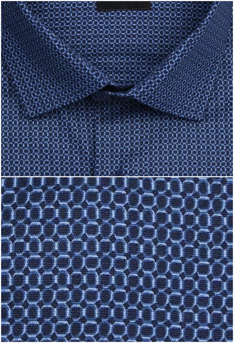 tmavě modrá košile se vzorem