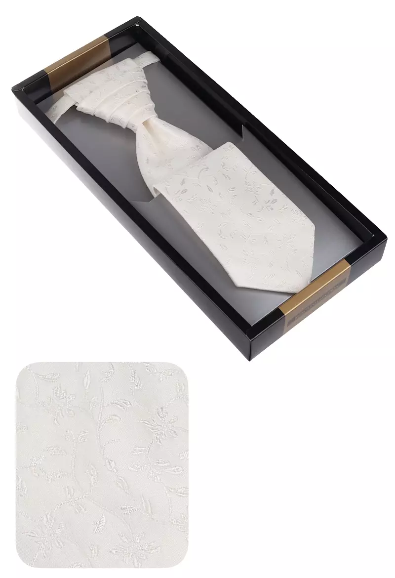 elegantní smetanová svatební kravata s kapesníčkem