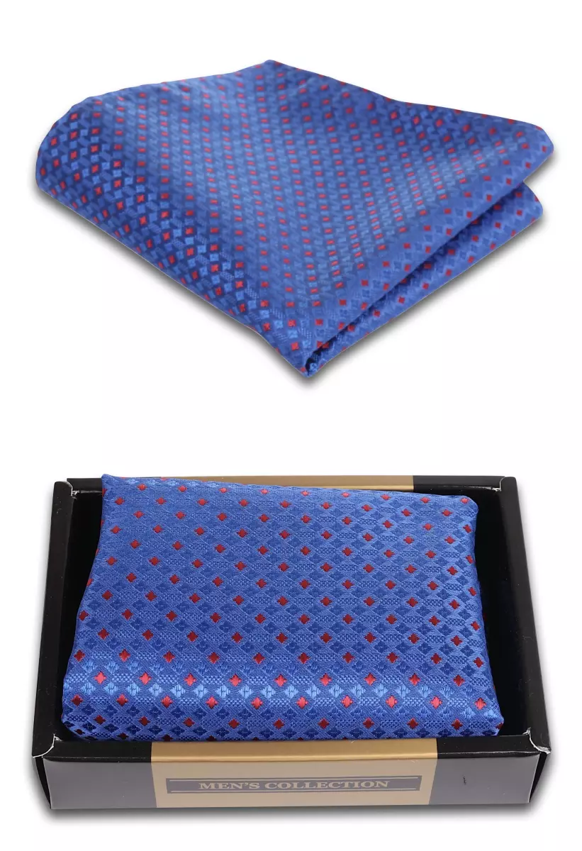 Modrý kapesníček se vzorem, dodávaný v dárkové krabičce.