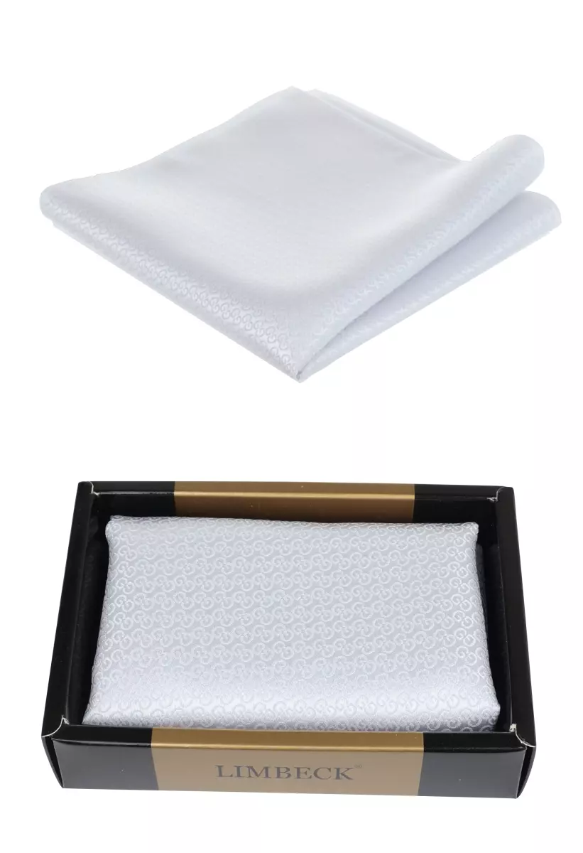 Stříbrný  kapesníček s texturou, dodávaný v dárkové krabičce.
