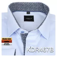 světle modrá košile se zajímavými doplňky