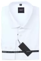 bílá jednobarevná košile s texturou