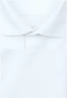 bílá jednobarevná košile s texturou