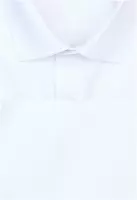bílá jednobarevná košile