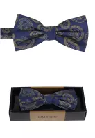 tmavě modrý motýlek s pěkným vzorem