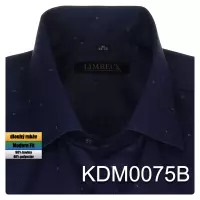 tmavě modrá košile s decentním vzorem