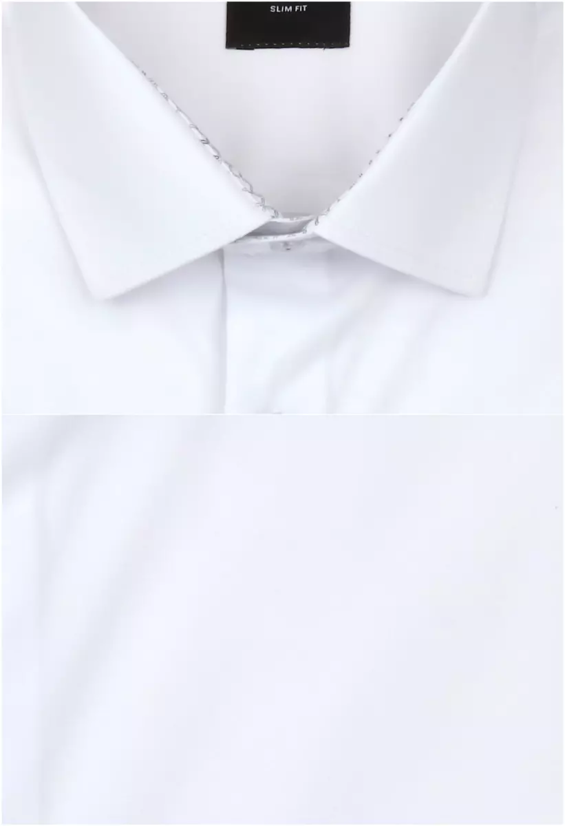 bílá košile se šedými doplňky