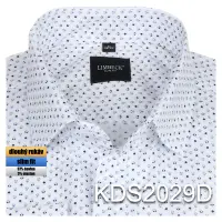 bílá košile s pěkným vzorem