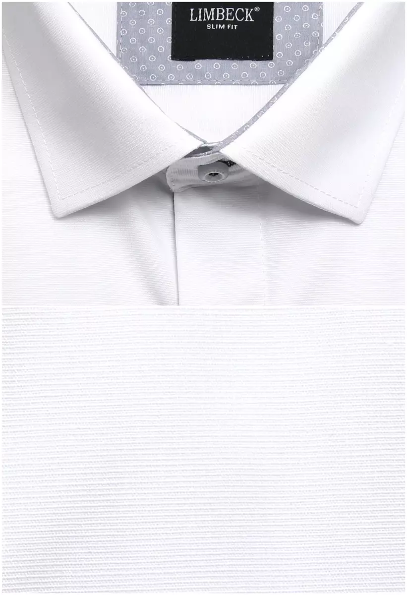 bílá košile šedá v límci
