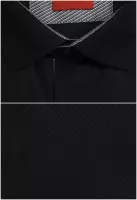 černá strukturovaná košile s šedými prvky