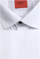 bílá košile se šedočernými detaily 
