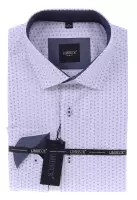 košile se zajímavým vzorem a šedými doplňky