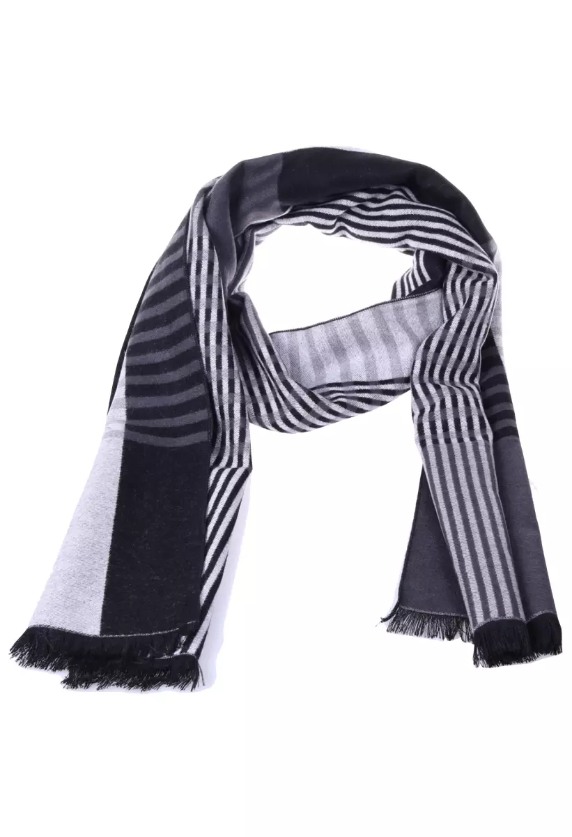 pánská šála, elegantní doplněk každého muže