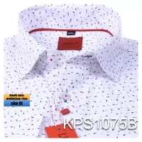 bílá košile se zajímavým vzorem