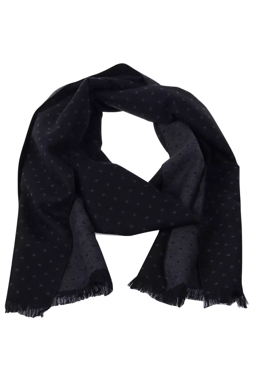 pánská šála, elegantní doplněk každého muže