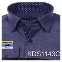 tmavě modrá košile s doplňky