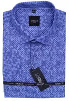 azurově modrá košile s pěkným vzorem