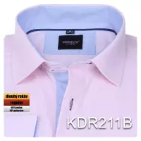 růžová košile s modrými doplňky