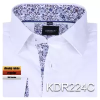 bílá košile s barevnými doplňky