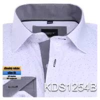 bílá košile s šedými doplňky