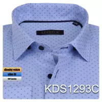 modrá košile se zajímavým vzorem