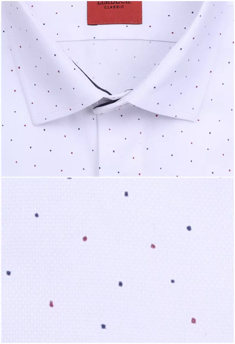 bílá košile s drobným vzorem a pruhem v límci