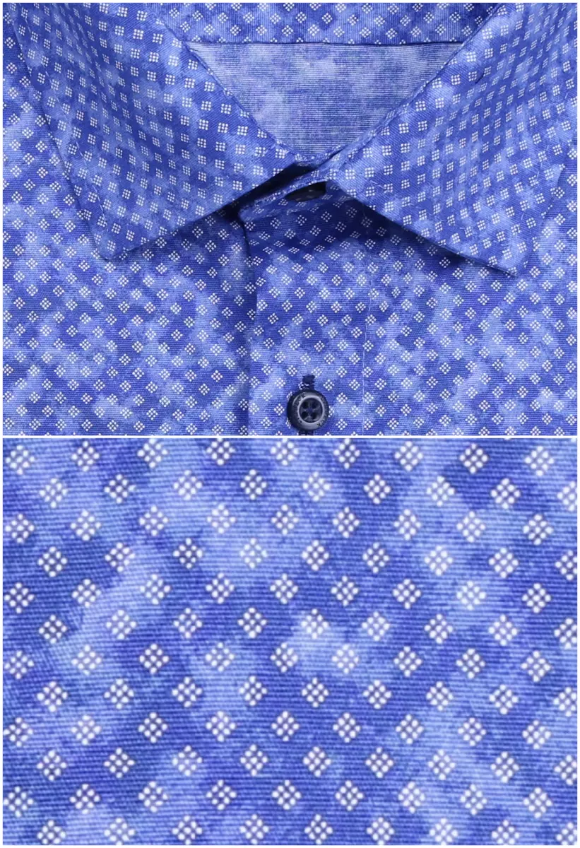 azurově modrá košile se zajímavým vzorem