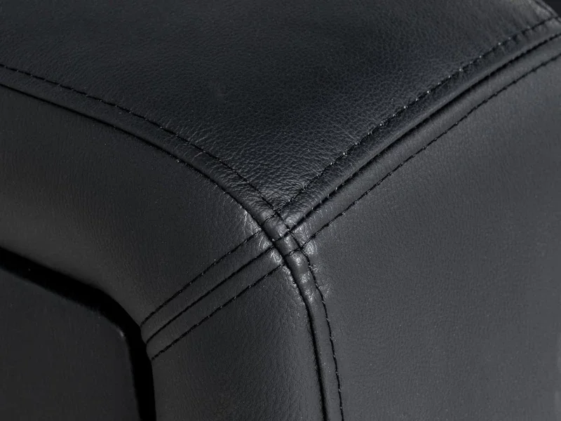 černá (černá nit)