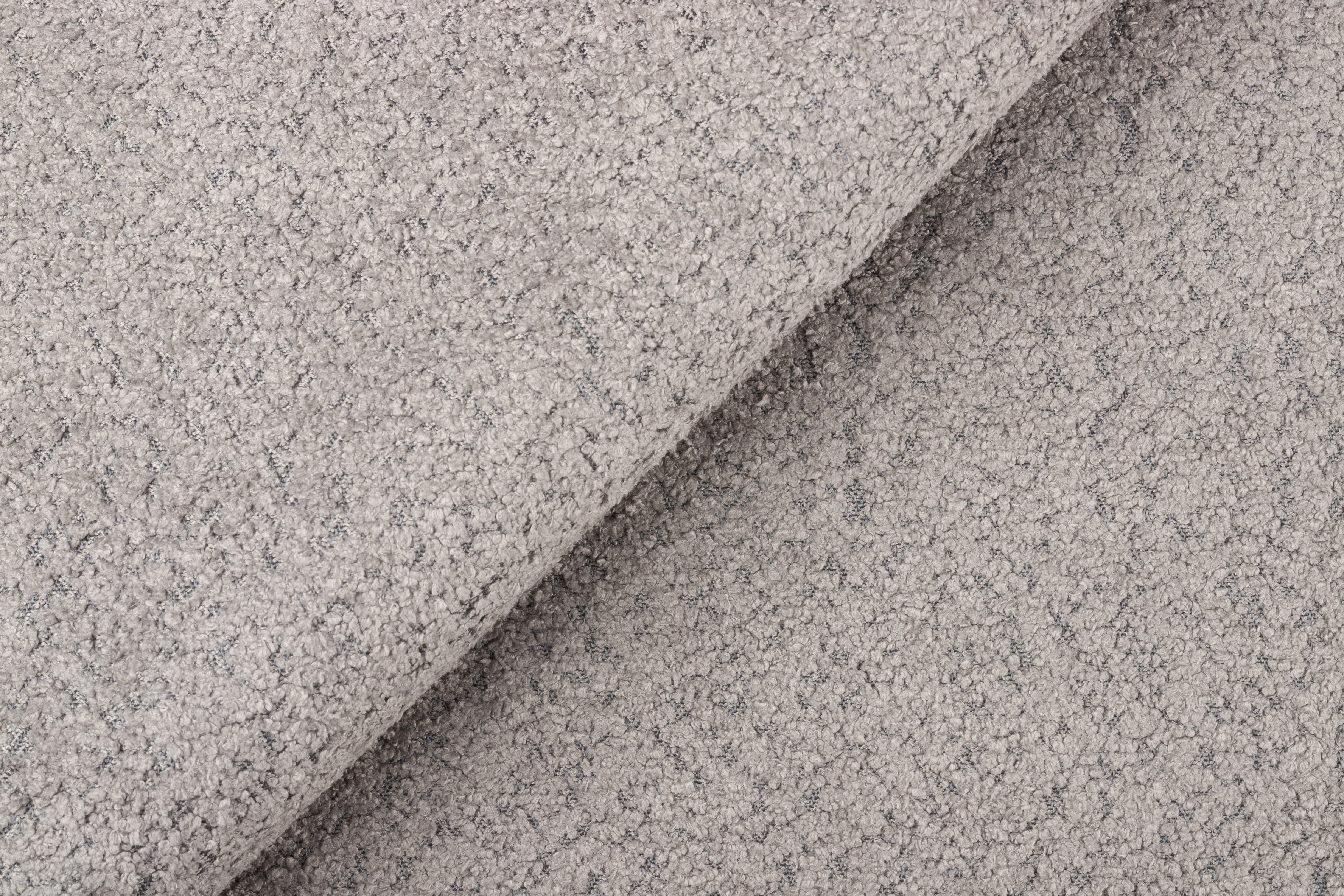 šedá (catch me 24)