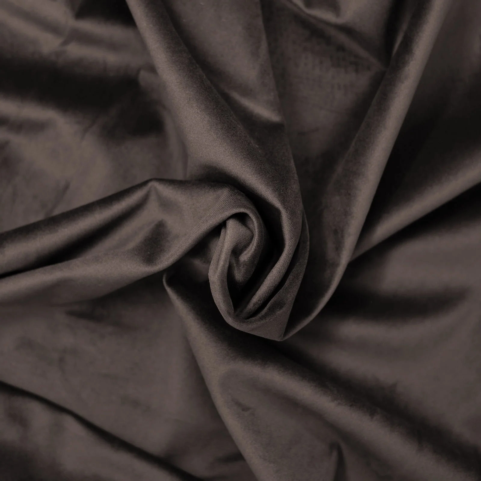 tm. hnedá (viky 10)