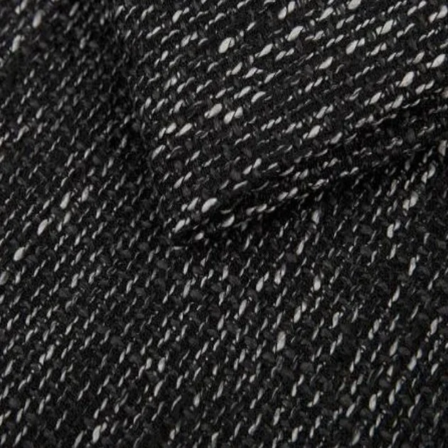 černá (Berlín 02)