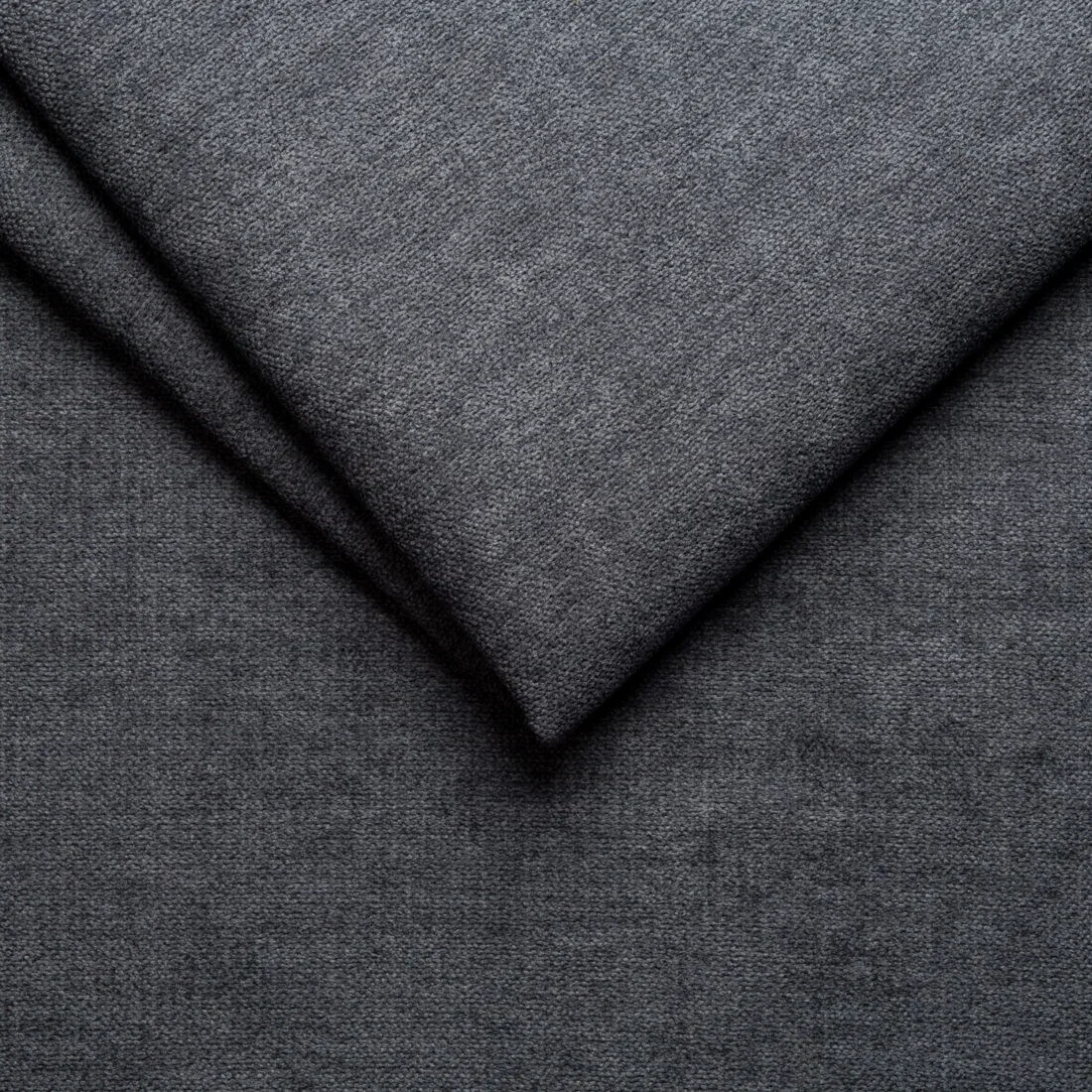 tm. šedá (48 Steel)