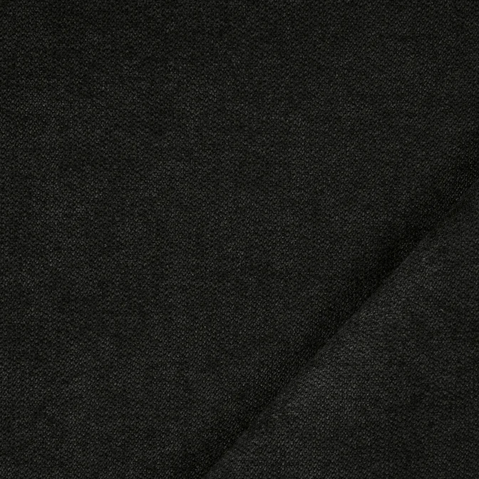 čierna (29 Nero)