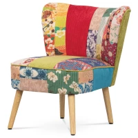Francouzské křeslo, potah látka patchwork, dřevěné nohy, masiv kaučukovník